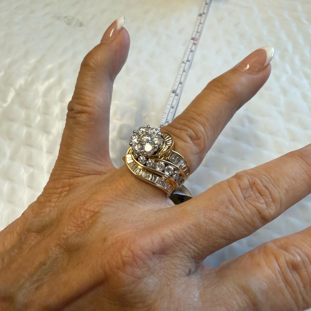 Diamond Cluster Ring 4CTTW 14K Gold Sz 7-7.5 Original Price $12,500 NEW - Picture 9 of 13